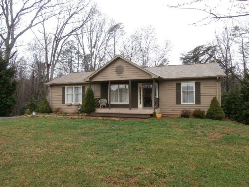 Chandler Rd Front