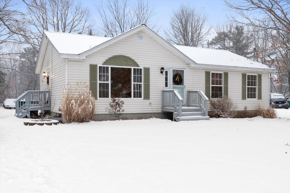 18 Forest Park Dr, Rochester, NH 03868 - photo 1