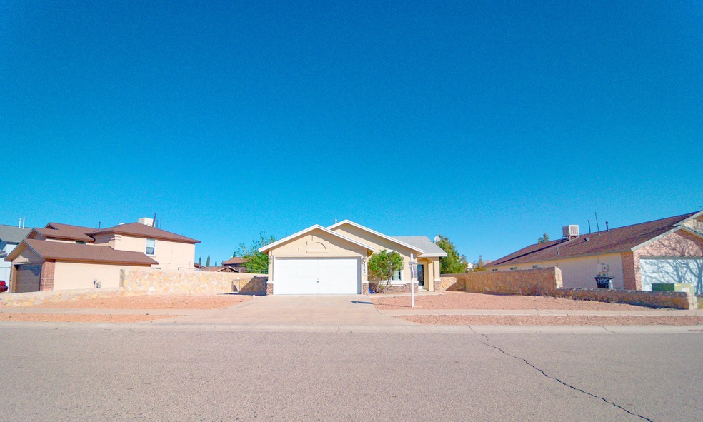 14349 Desert Shadow Dr, Horizon City, TX 79928 - photo 1