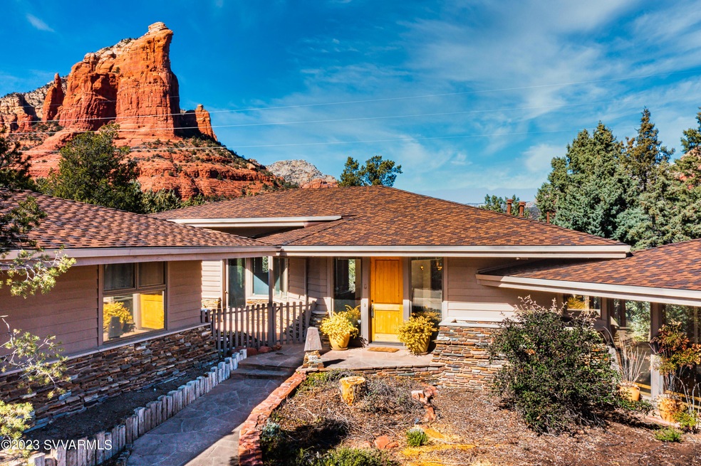 JL_100SunriseCliffsCourt-drone-01