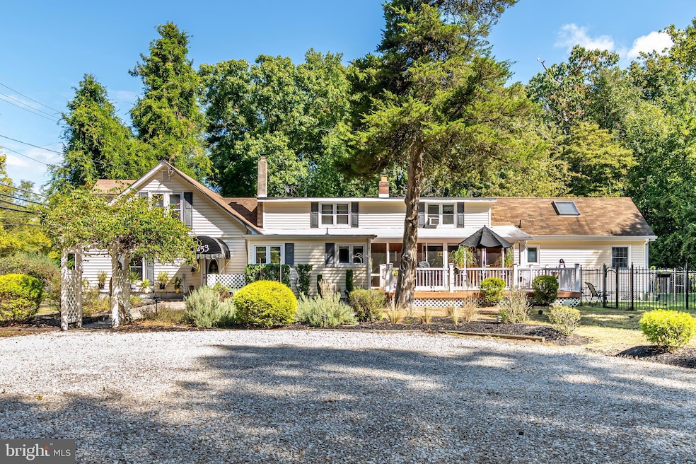 For Sale $650,000 • Co-Listing Agent