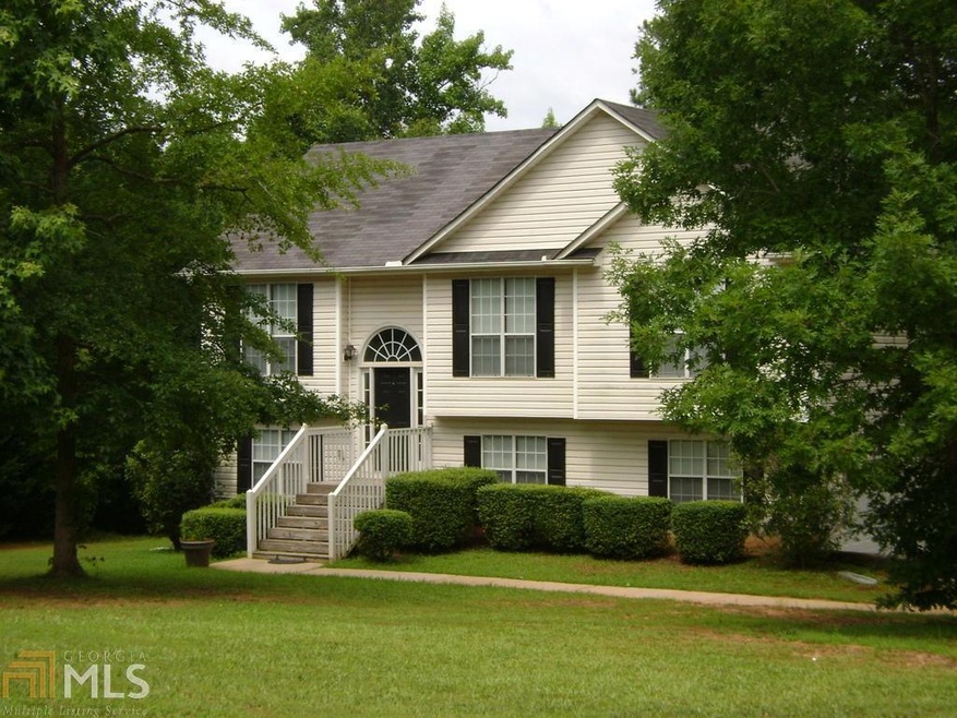 135 Aristocratic Way, Locust Grove, GA 30248 - photo 1