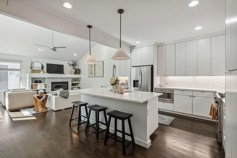 2207 Lola Ct, Dallas, TX 75206 - photo 1