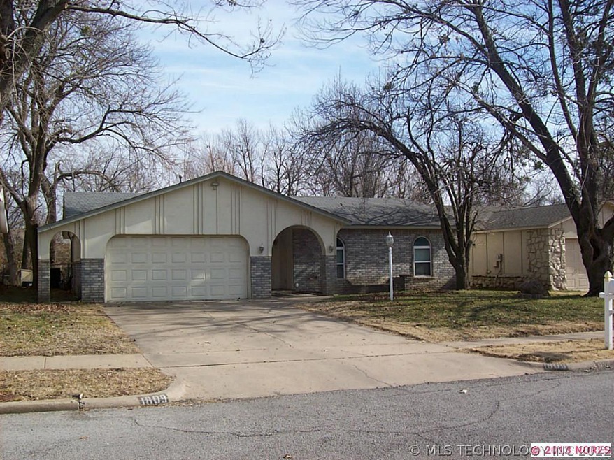 Great Home located on a Cul-de-sac! Move-in Ready!