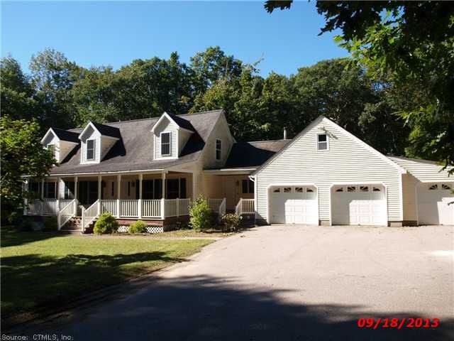 34 Saw Mill Dr, Ledyard, CT 06339 - photo 1