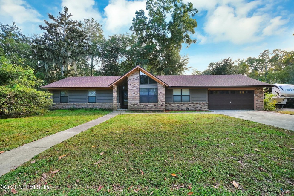5222 Magnolia Oaks Ln, Jacksonville, FL 32210 - photo 1