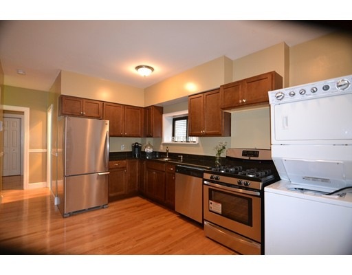 473 E 3rd St, Boston, MA 02127 - photo 1