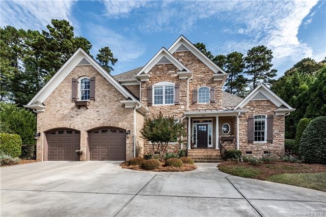 Welcome home to 18445 Carnegie Overlook Blvd in Ri