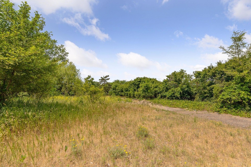 Sold $120,000 • Co-Listing Agent