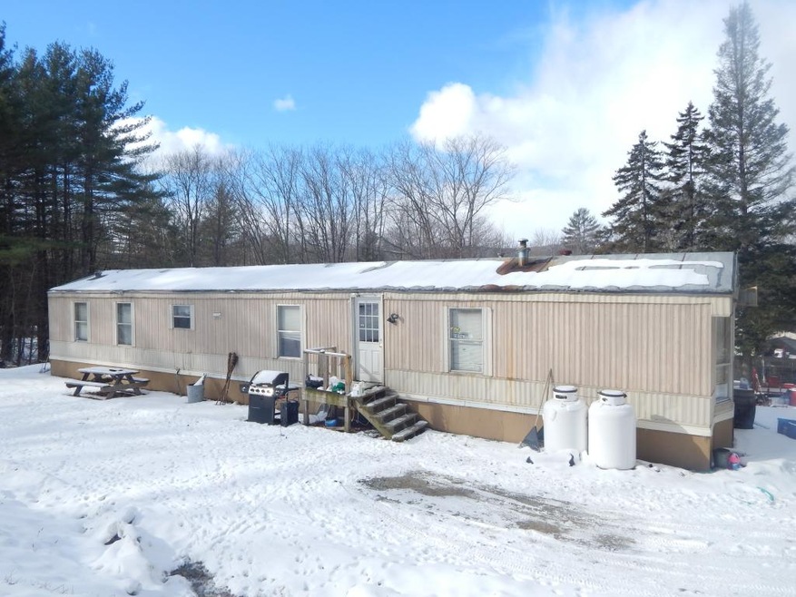 146 Hathaway Rd, White River Junction, VT 05001 - photo 1