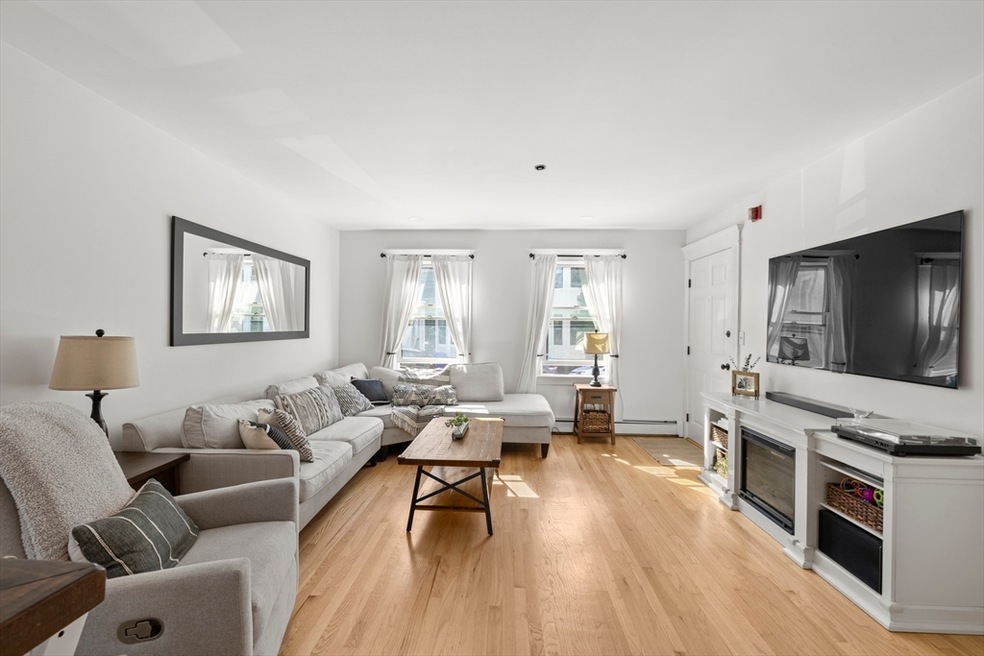 494-496 E 4th St unit 2, Boston, MA 02127 - photo 1