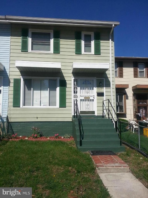 80 Daimler Dr unit 93, Capitol Heights, MD 20743 - photo 1