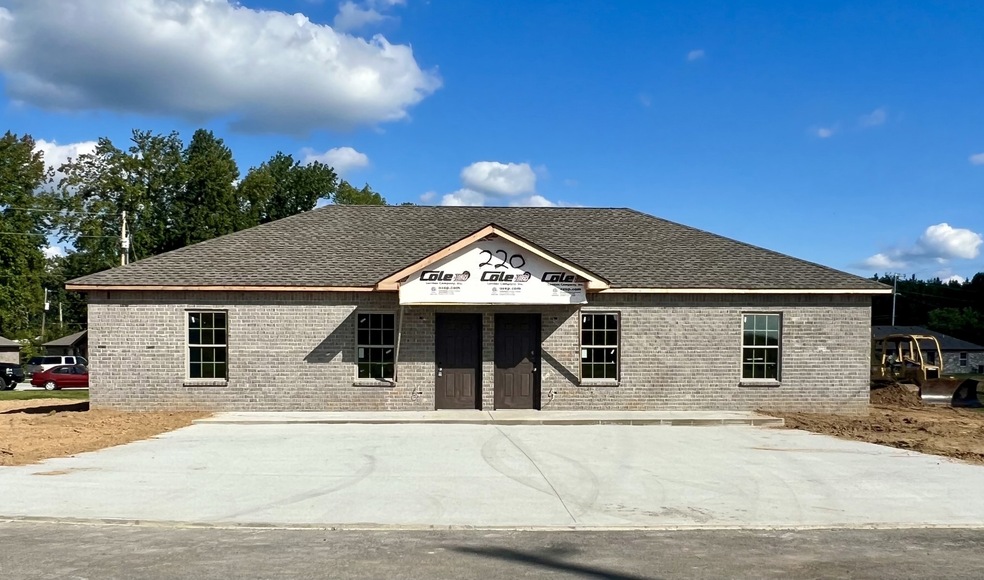 220 Kerr Way, Portland, TN 37148 - photo 1