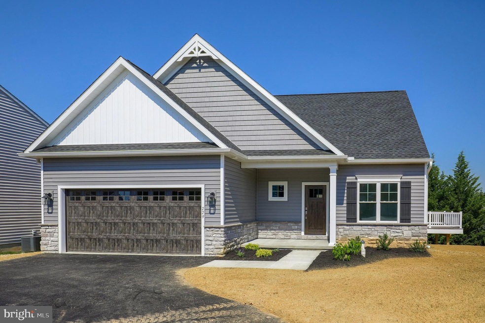 100 Lakeside Crossing unit 116, Mount Joy, PA 17552 - photo 1