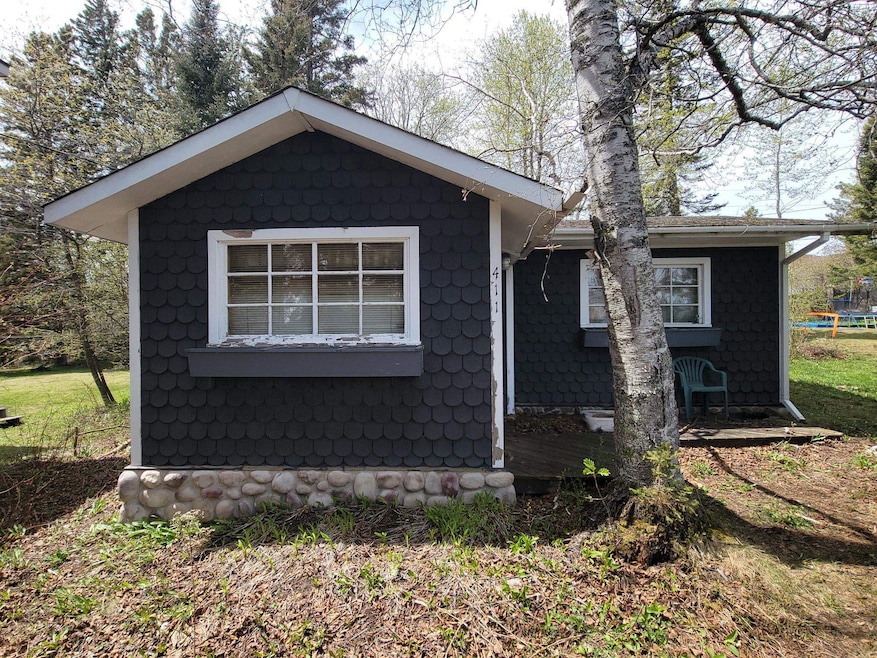 View of home's exterior