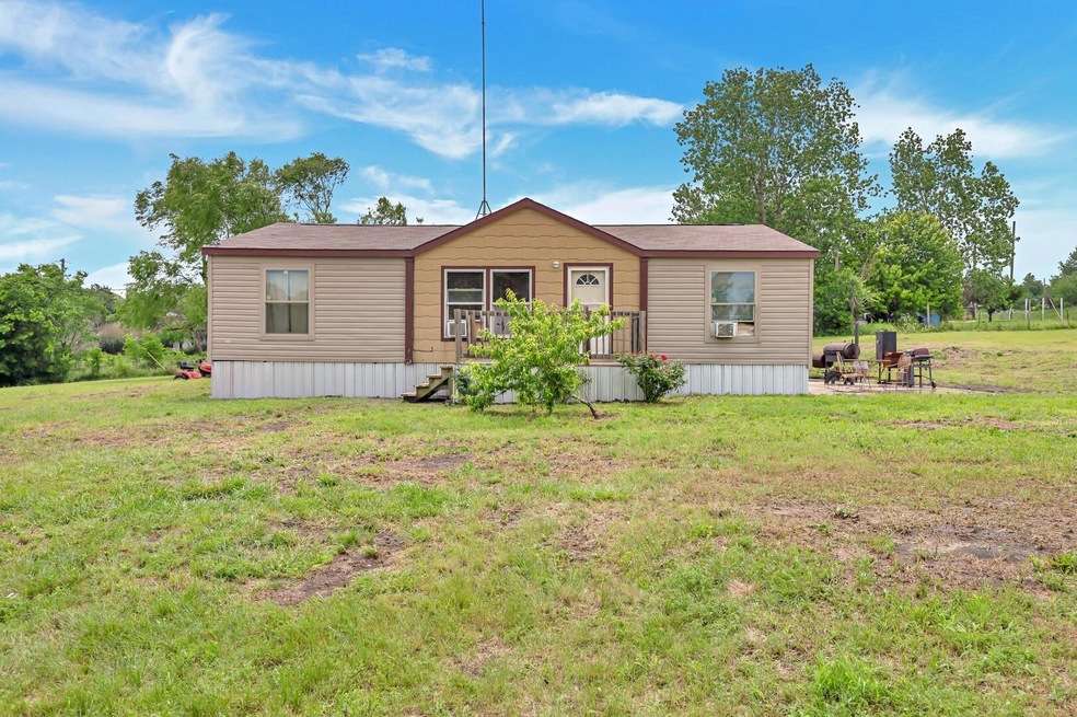 4311 Farm To Market Road 85, Ennis, TX 75119 - photo 1