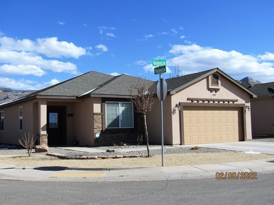 890 Valencia, Alamogordo, NM 88310 - photo 1