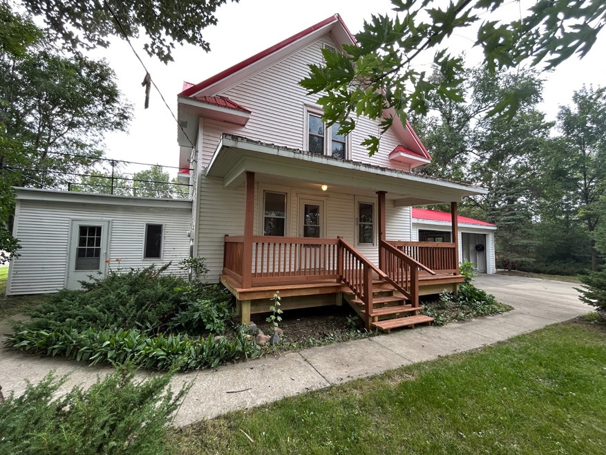 114 Main St, Leola, SD 57456 - photo 1