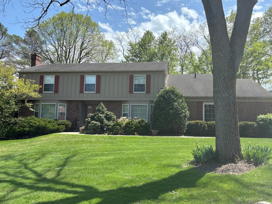 458 Steeple Chase Ct, Bloomfield Hills, MI 48304 - photo 1