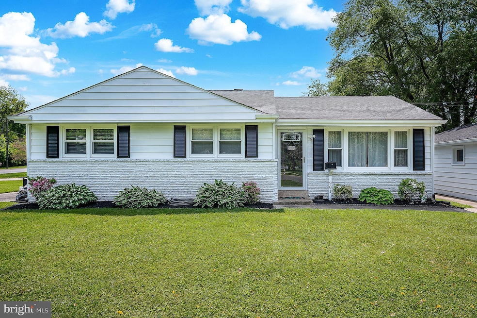 901 Mantua Blvd, Sewell, NJ 08080 - photo 1