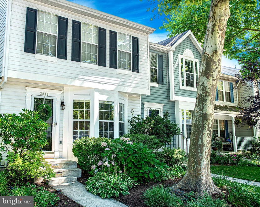 2006 Masters Dr, Baltimore, MD 21209 - photo 1