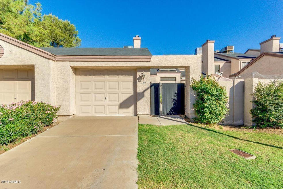 3302 E Aire Libre 102 Front