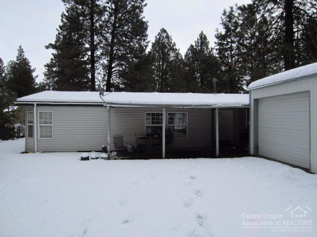 18920 Choctaw Rd, Bend, OR 97702 - photo 1