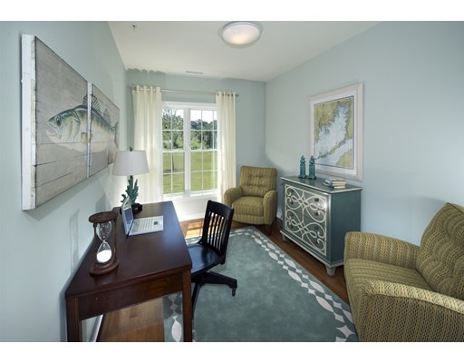 Woodstone Crossing unit 306, South Weymouth, MA 02190 - photo 1