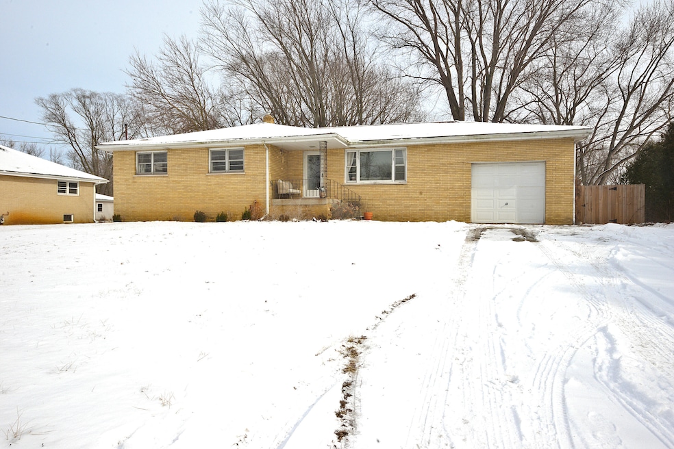 1707 S Cline Ave, Griffith, IN 46319 - photo 1