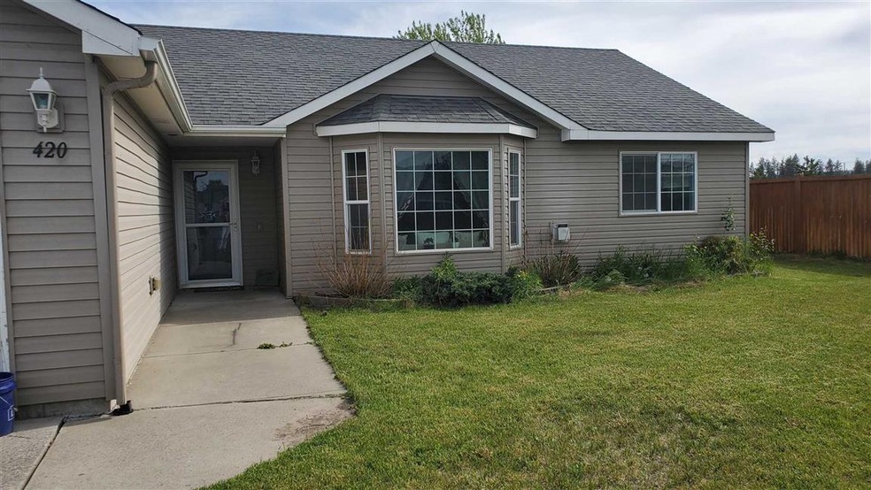 420 E Norma Lee Ave, Medical Lake, WA 99022 - photo 1