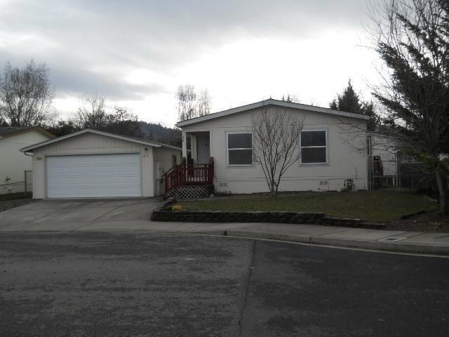 2137 Nick Way, Grants Pass, OR 97527 - photo 1