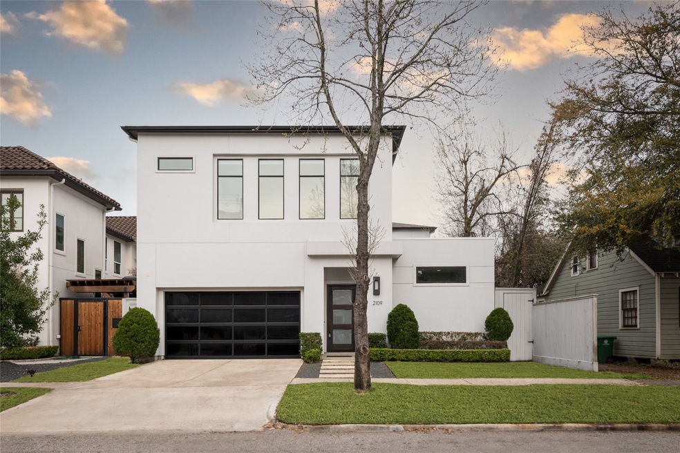 2109 Morse St, Houston, TX 77019 - photo 1