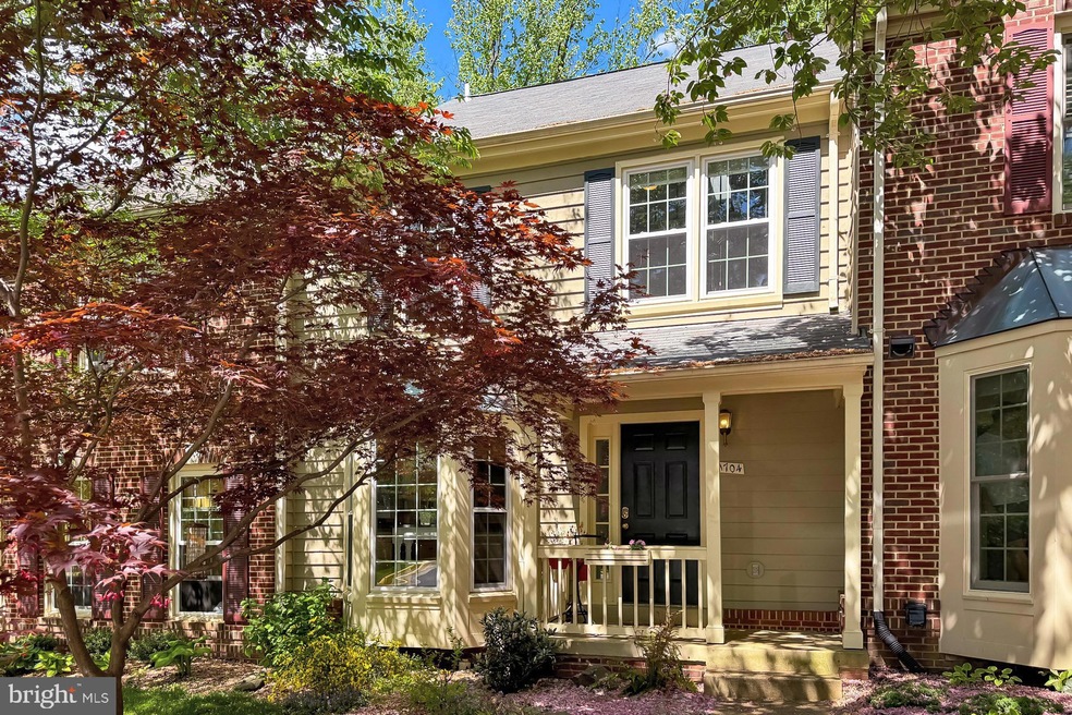 11704 Great Owl Cir, Reston, VA 20194 - photo 1