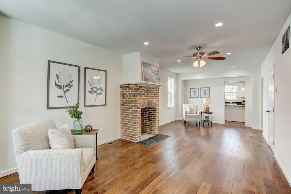 47 Bloomsbury Ave, Catonsville, MD 21228 - photo 1