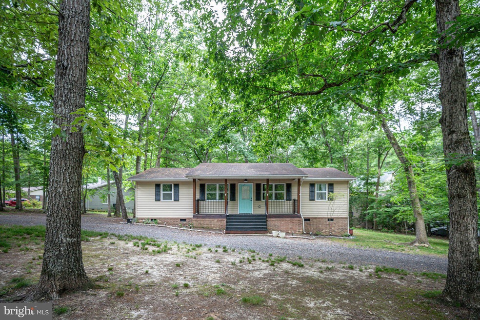 100 Creekside Dr, Locust Grove, VA 22508 - photo 1