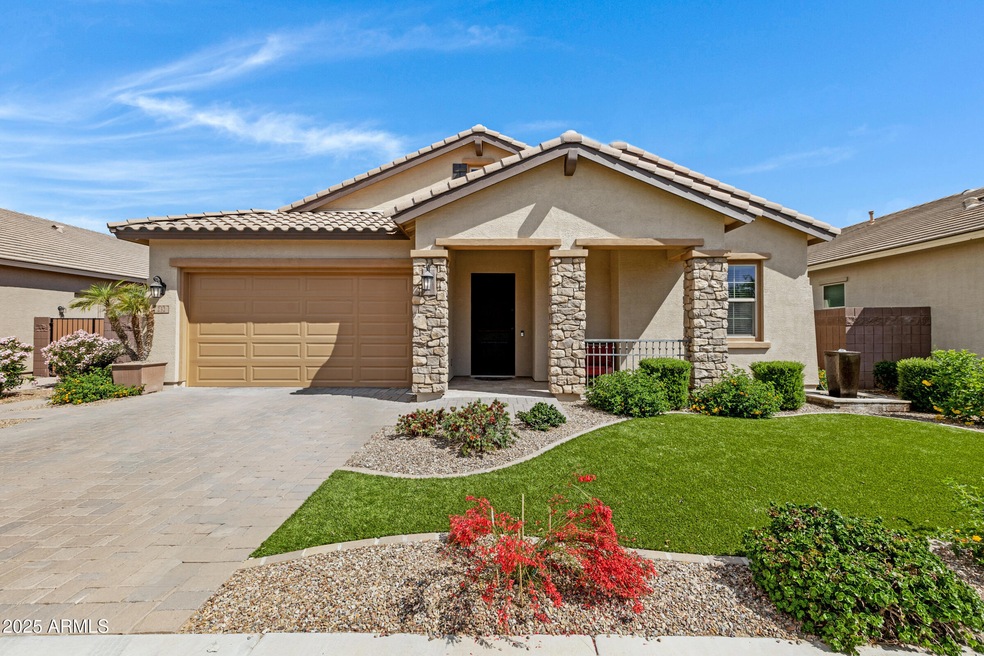 232 W Cucumber Tree Ave-1