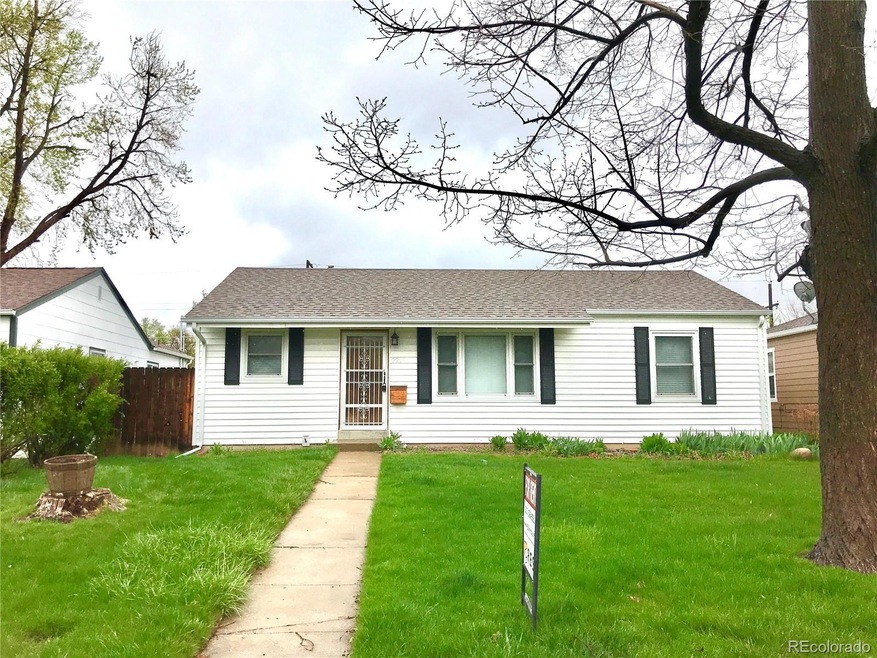 2216 Elmira St, Aurora, CO 80010 - photo 1