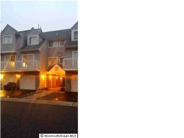 107 Schley Ave unit 7, Toms River, NJ 08755 - photo 1