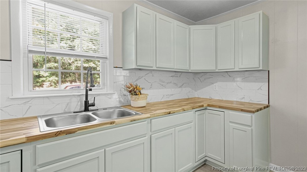 899 Chesterfield Dr, Fayetteville, NC 28305 - photo 1