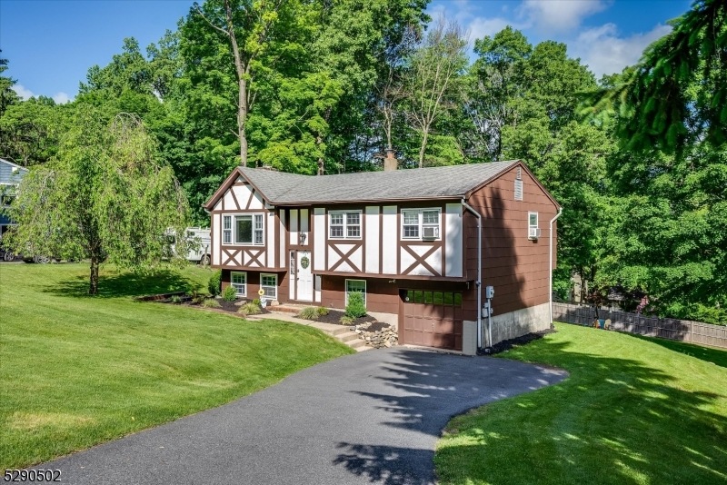 26 Tall Oaks Rd, Sparta, NJ 07871 - photo 1