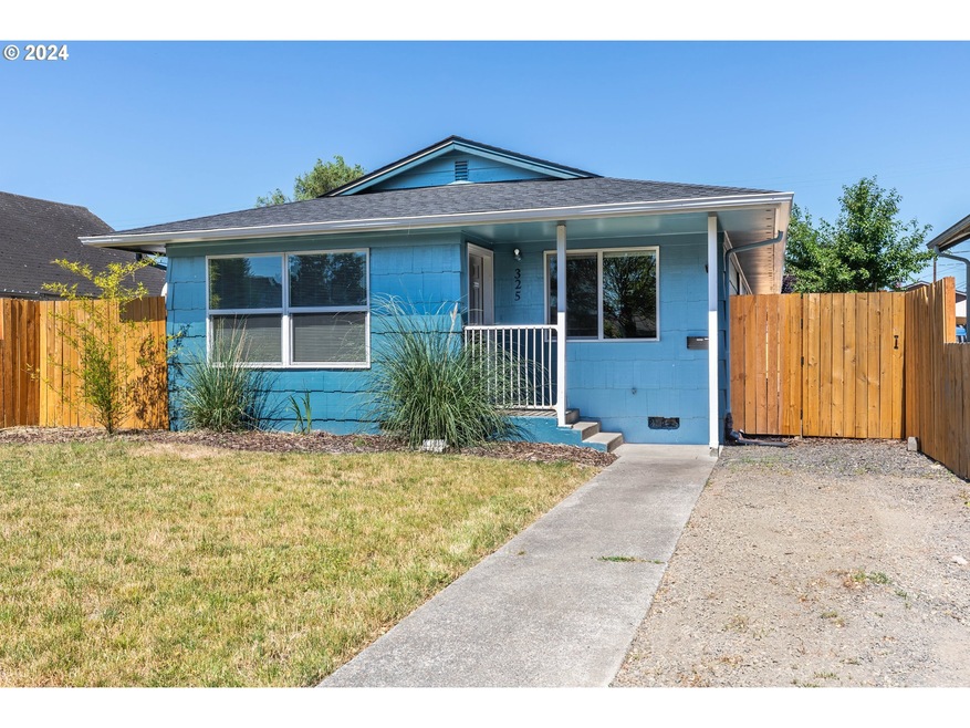 325 26th Ave, Longview, WA 98632 - photo 1