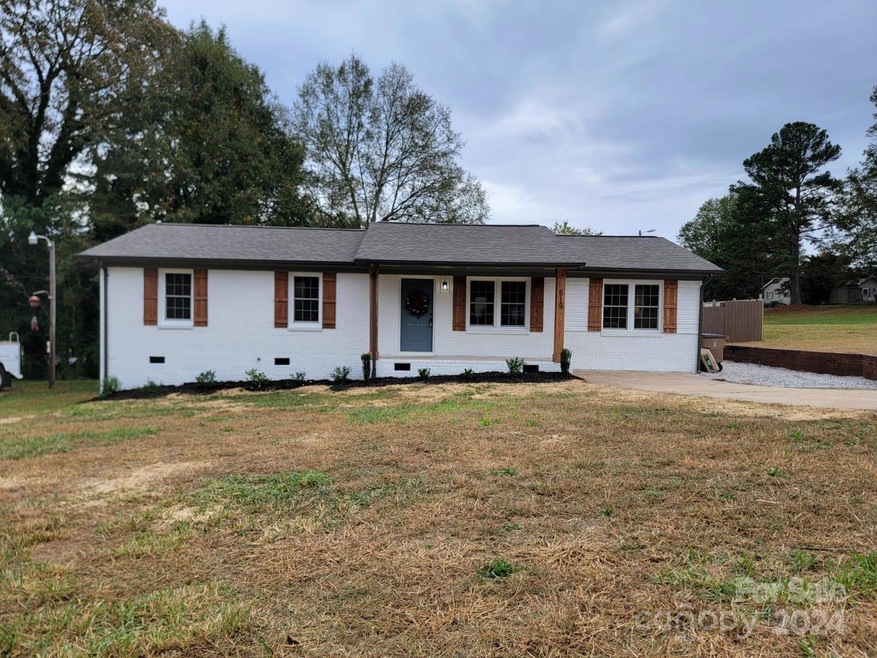 619 Blythe St, Shelby, NC 28152 - photo 1