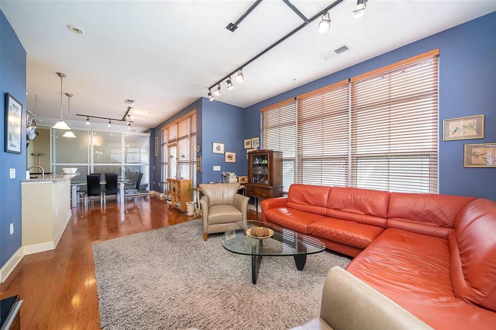 3 Greenwich Dr unit 105, Jersey City, NJ 07305 - photo 1