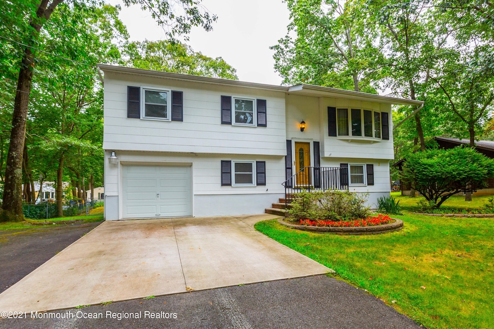 Sold $390,000 • Co-Listing Agent