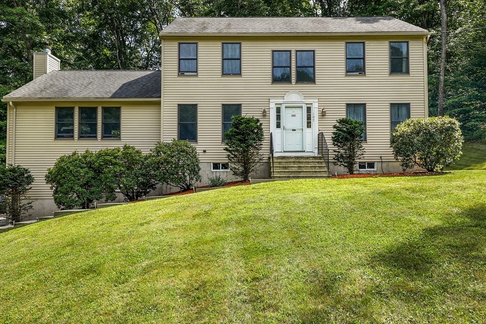 107 Dudley Southbridge Rd, Dudley, MA 01571 - photo 1