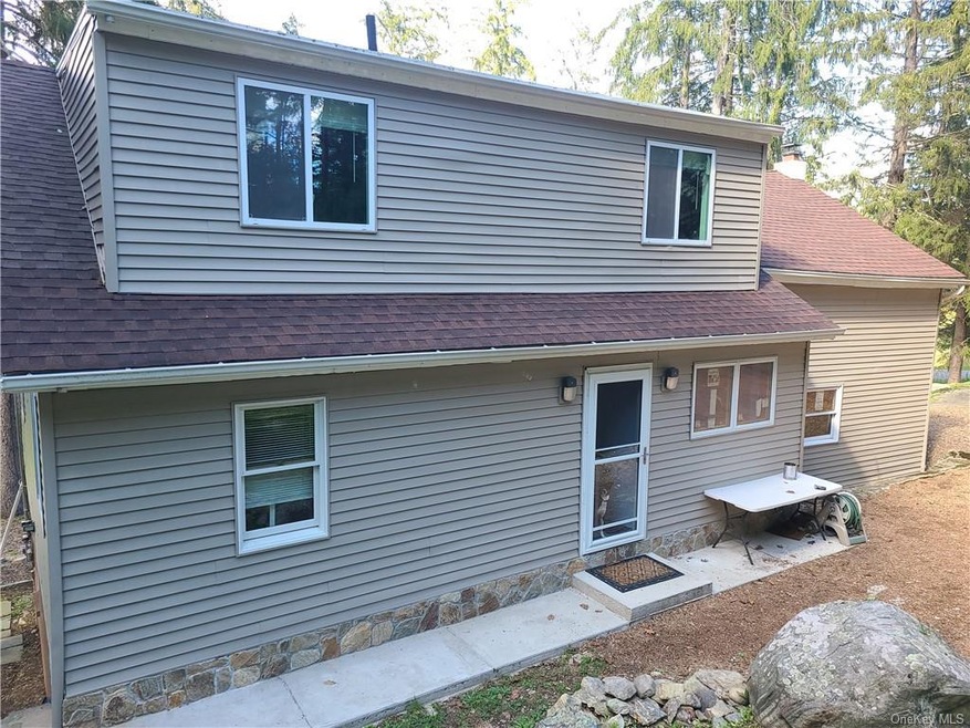 15 Southlake Rd, Carmel, NY 10512 - photo 1