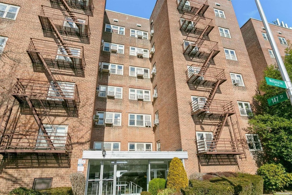 14475 Melbourne Ave unit 1H, Flushing, NY 11367 - photo 1