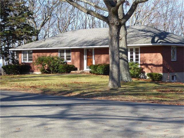 105 Glenrock Rd, Waterbury, CT 06706 - photo 1