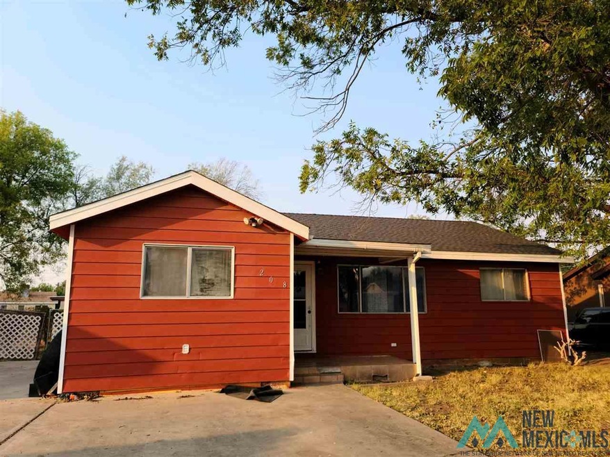 208 E Permian Dr, Hobbs, NM 88240 - photo 1