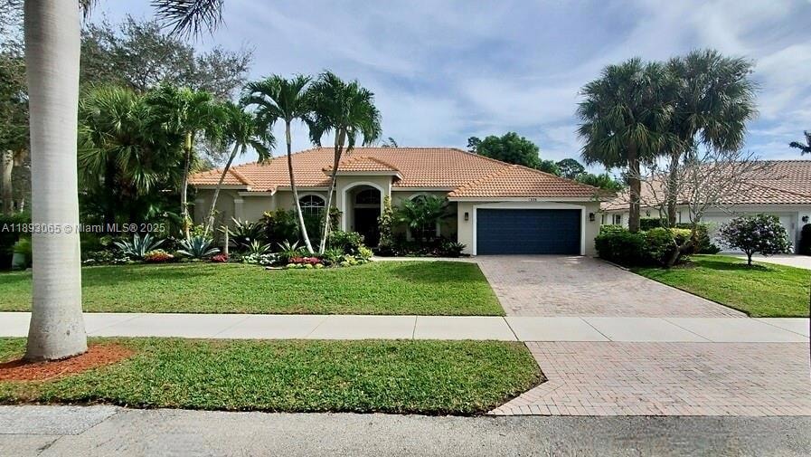 1335 E Barwick Ranch Cir, Delray Beach, FL 33445 - photo 1
